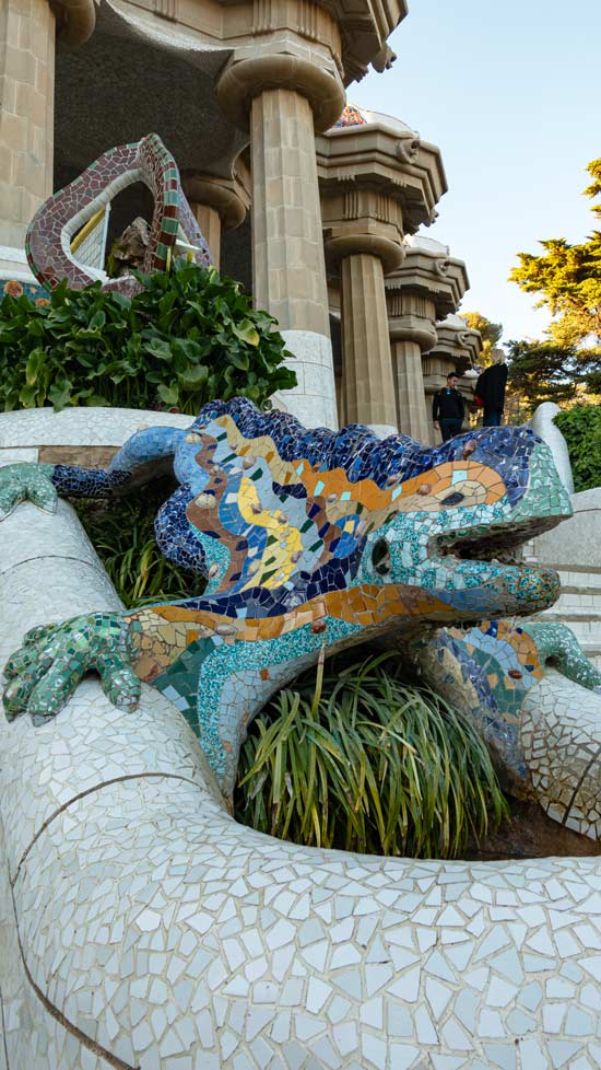 Der Salamander ist das Wahrzeichen des Park Güell in Barcelona.